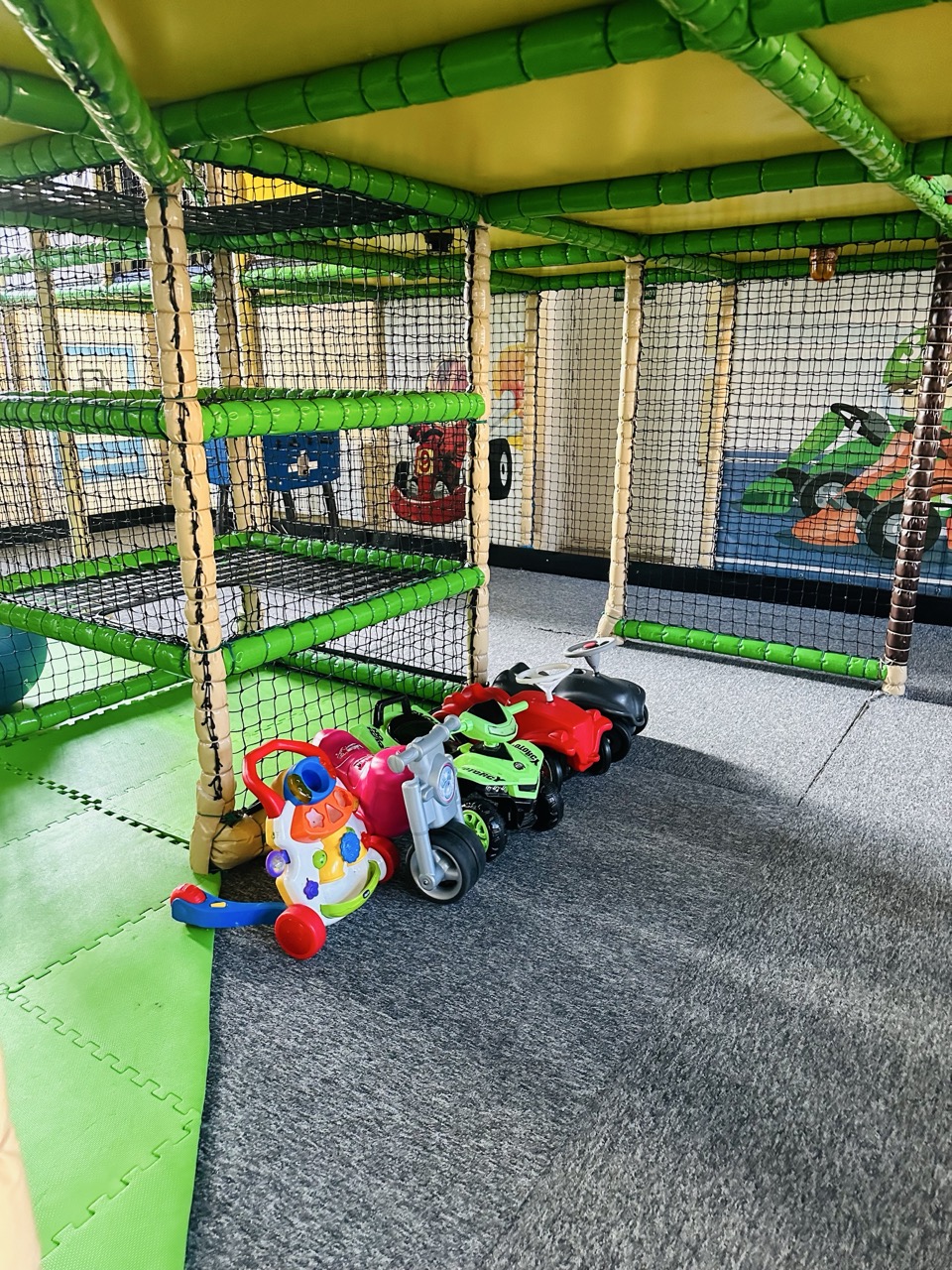 Mäkké povrchy a ochranné siete